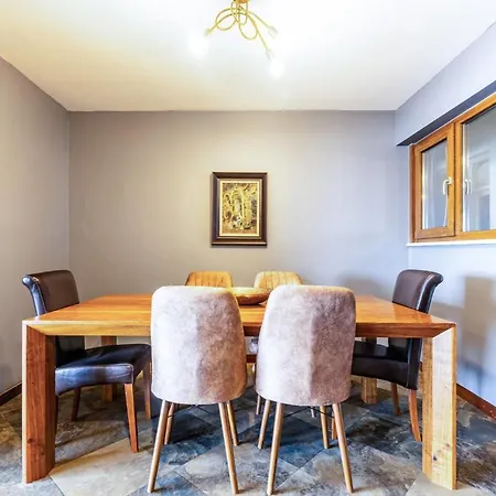 아파트 Duplex Flat W Panoramic Bosphorus View And Terrace *