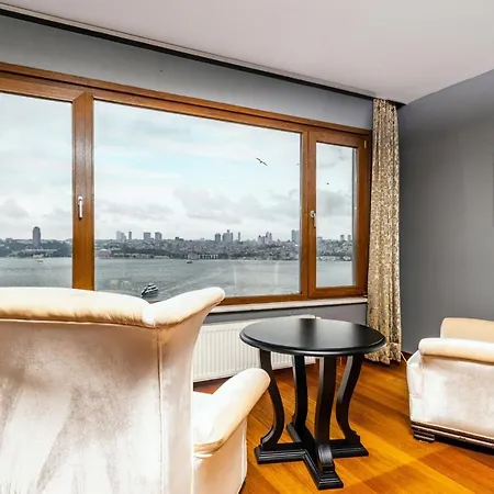 Duplex Flat W Panoramic Bosphorus View And Terrace Apartment